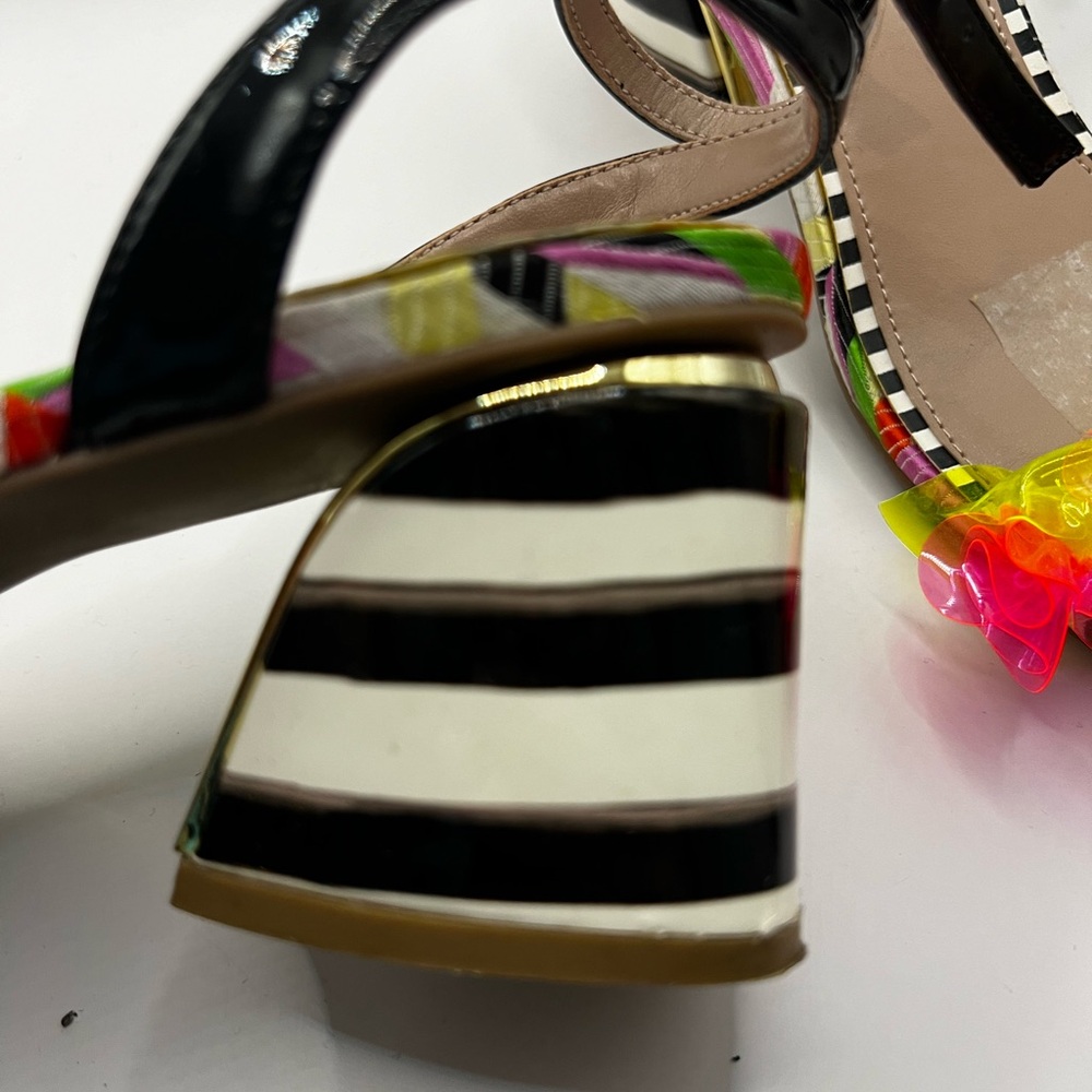 Women’s Multicolor Floral Accent Slide Sandal - Picture 2 of 11